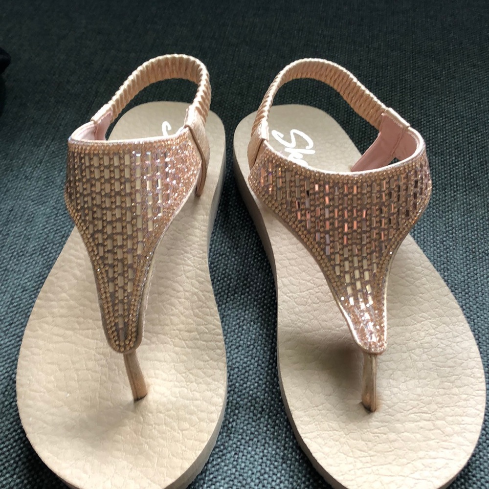 Flip flops